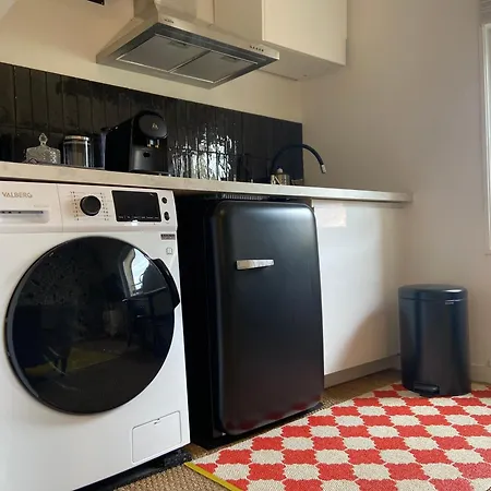 Bel Appartement, Oiseau 1 *