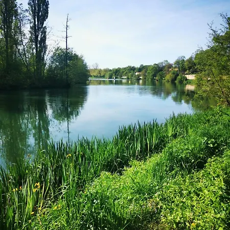 Bel Appartement, Oiseau 1 Apartamento