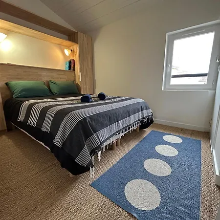 Bel Appartement, Oiseau 1 *